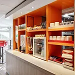 Hotell Premiere Classe Nord - Memorial