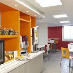 Hotell Premiere Classe Nord - Memorial 2*