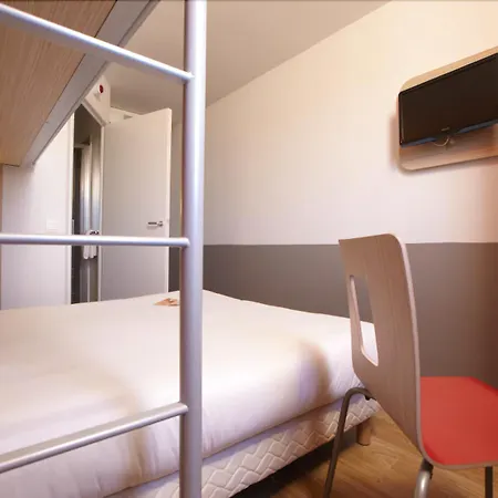 Hotel Premiere Classe Nord - Memorial 2*