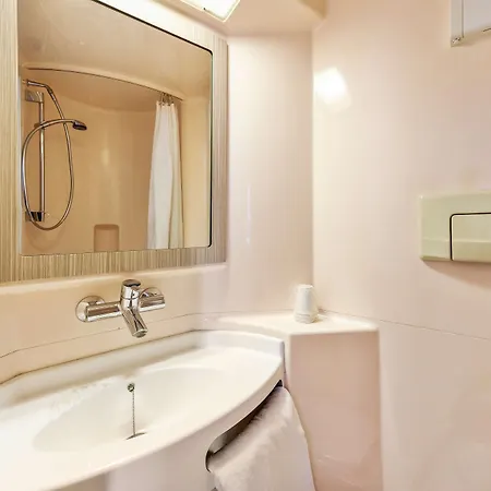 Premiere Classe Nord - Memorial 2* Caen