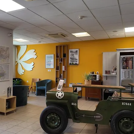 Hotel Premiere Classe Nord - Memorial