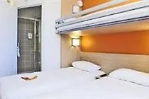 普林米尔克拉希凯恩诺德纪念酒店 2* 凯恩