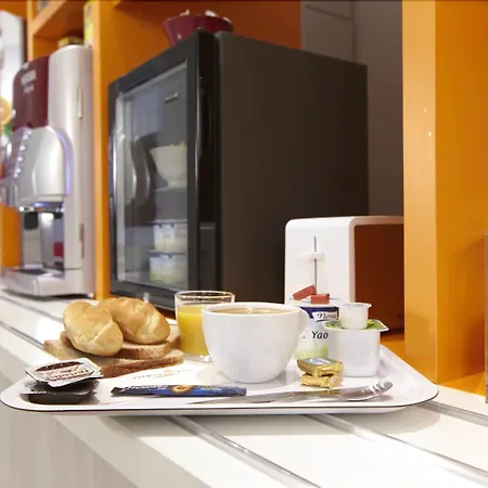 Hotel Premiere Classe Nord - Memorial 2*