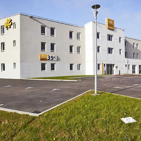 Szálloda Premiere Classe Nord - Memorial
