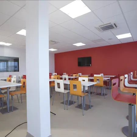 Premiere Classe Nord - Memorial Szálloda
