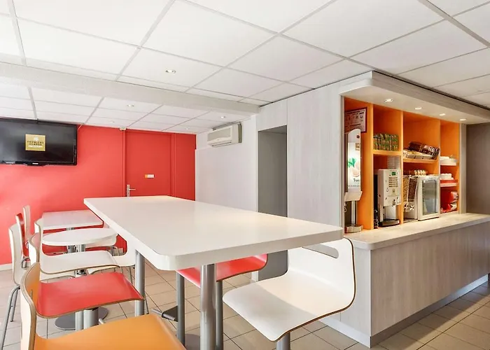 Premiere Classe Nord - Memorial Hotel