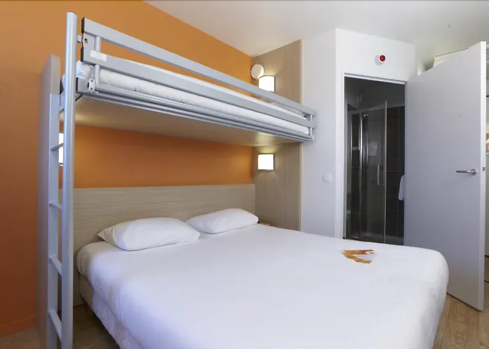 Hotell Premiere Classe Nord - Memorial 2*
