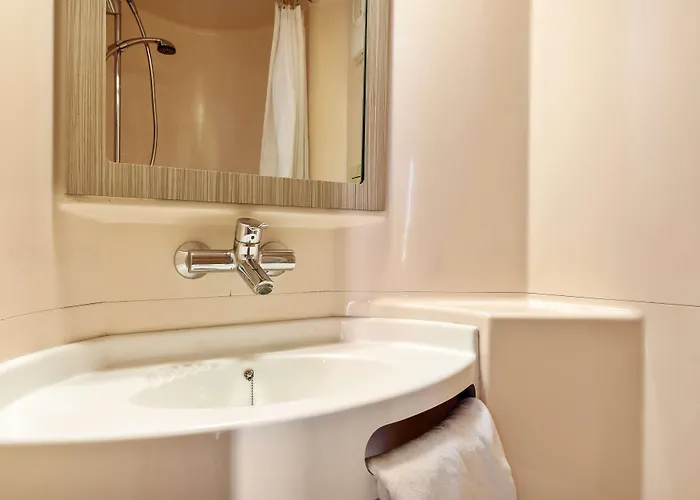 Premiere Classe Nord - Memorial 2* Caen