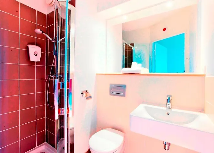 Hotel Premiere Classe Nord - Memorial Caen